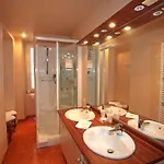 Panoramic Et Des Bains Hotel