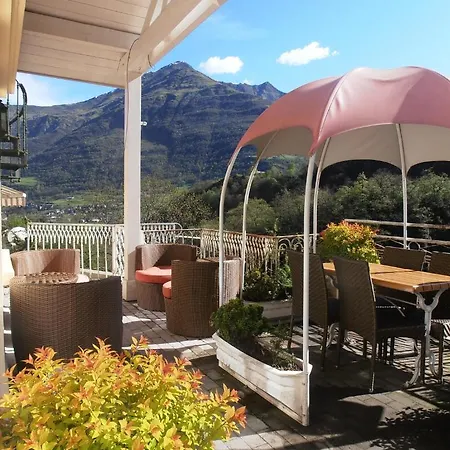 Hotel Panoramic Et Des Bains 3*